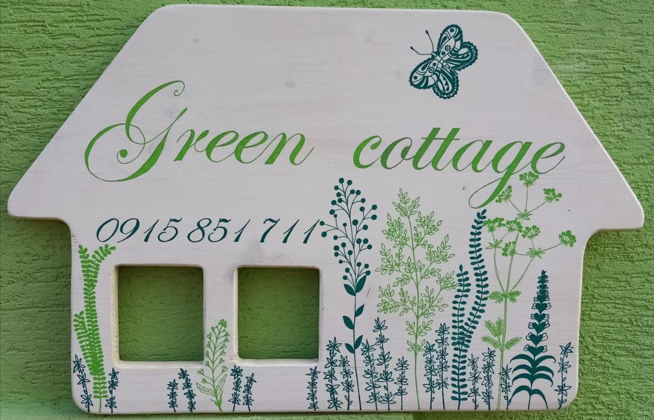 Green Cottage Besenova Exterior photo