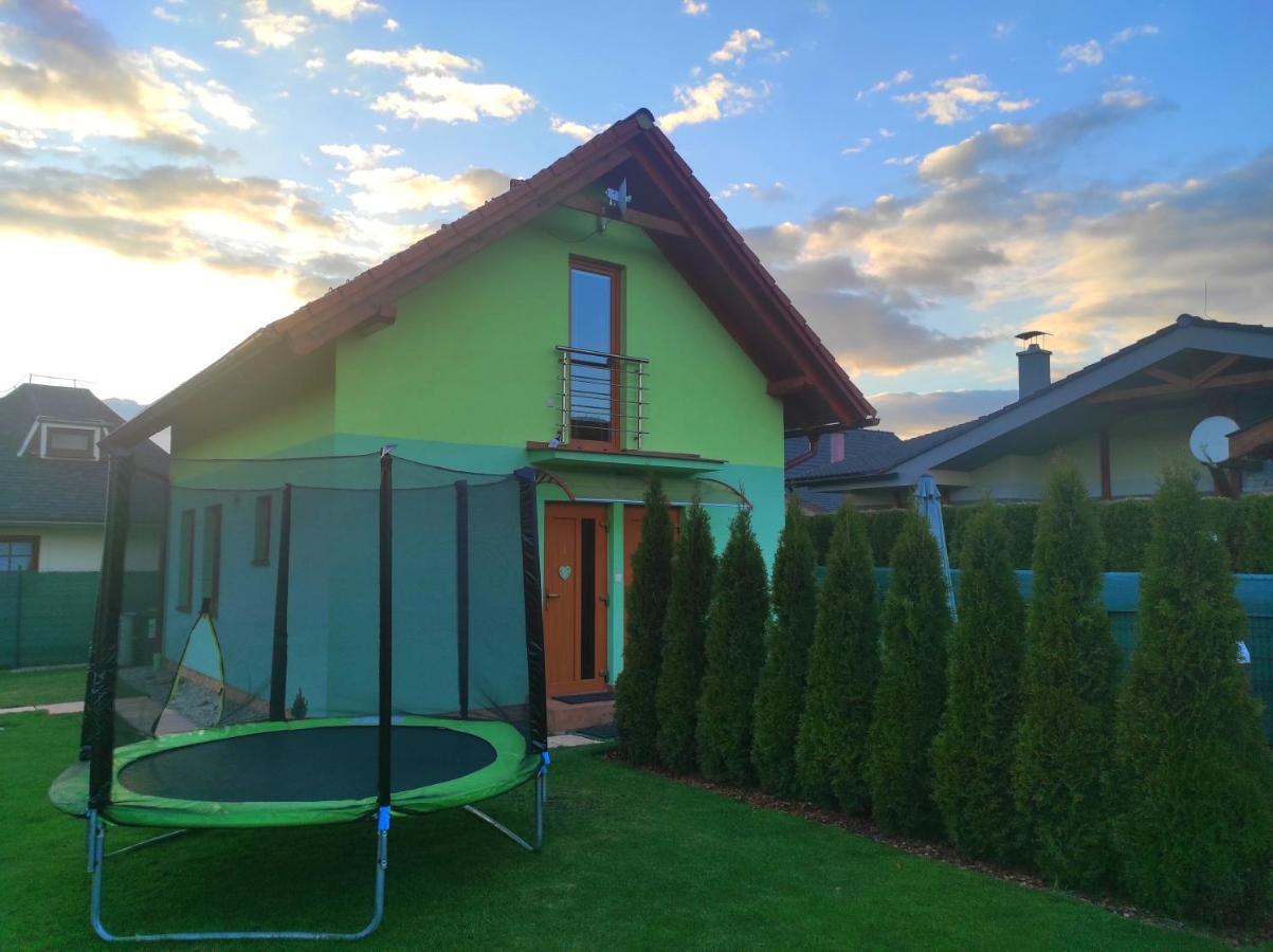Green Cottage Besenova Exterior photo